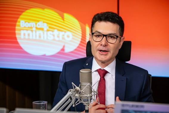 Governo estuda novo modelo para reduzir tarifas e ampliar acesso ao transporte público