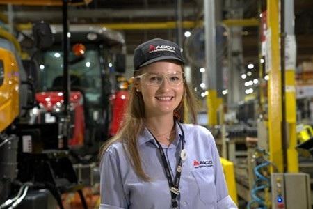 Dia Internacional da Mulher – Liderança feminina avança na indústria de máquinas agrícolas