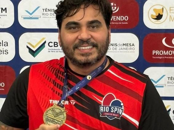 Paratleta do Espírito Santo vence o Campeonato Estadual de Tênis de Mesa do Rio de Janeiro