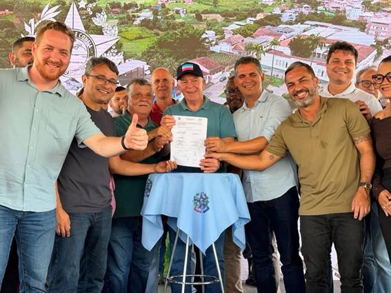 Casagrande anuncia investimentos e realiza entregas em São José do Calçado, ES