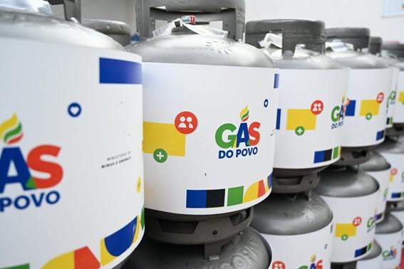 Espírito Santo tem mais de 159 mil novas famílias beneficiadas pelo Gás do Povo em março