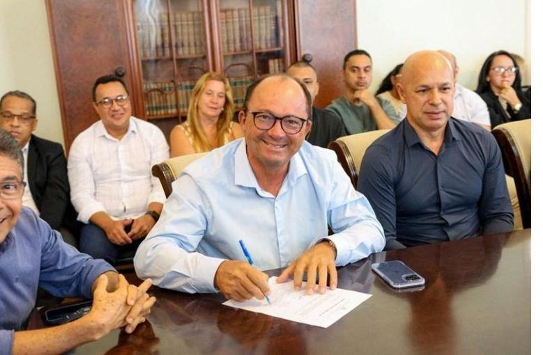 Governador autoriza R$ 97 milhões em obras na orla de Guaxindiba, em Conceição da Barra, ES: Prefeito Erivan celebra conquista histórica