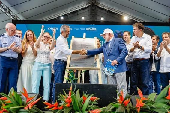 “Investir na educação é sagrado”, diz Lula ao celebrar 2 anos do Pé-de-Meia e inaugurar alojamento do ITA Ceará
