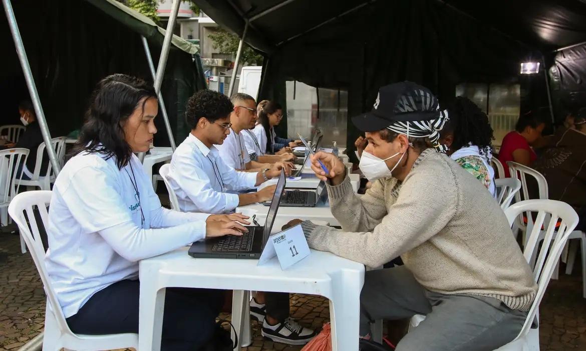 Cartórios de todo o Brasil fazem mutirão de registro civil esta semana