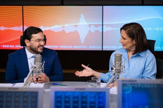 “A gente precisa consumir mais pescado. Comer peixe significa ter uma vida melhor”, diz ministro da Pesca