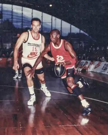 Jogador de basquete Oscar Schmidt morre aos 68 anos em São Paulo