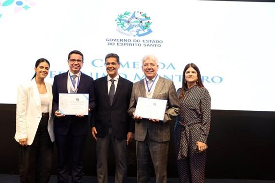 Governador do Espírito Santo, Ricardo Ferraço, entrega comendas da Ordem do Mérito Jerônymo Monteiro a lideranças religiosas