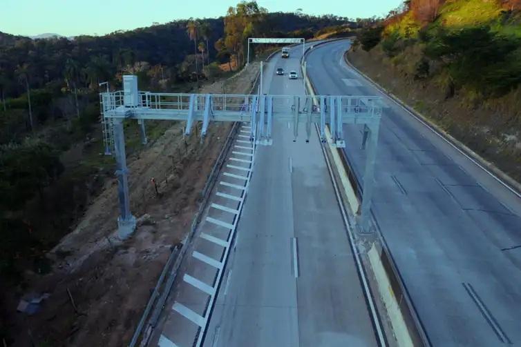 Governo suspende 3,5 milhões de multas por não pagar pedágio