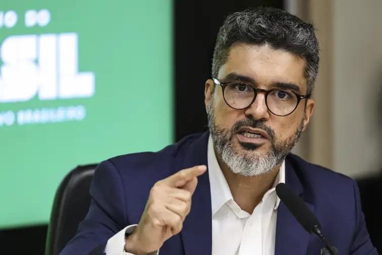 Governo lança plataforma para facilitar obtenção da CNH