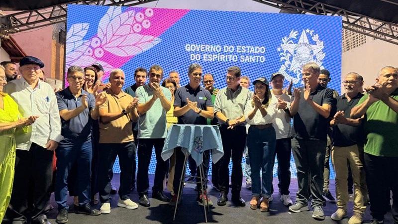 Governador Ricardo Ferraço entrega obras de saneamento e anuncia novos investimentos em Jaguaré, Espírito Santo