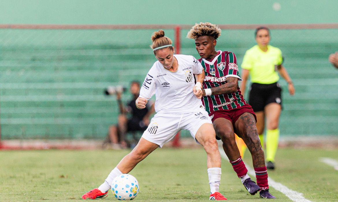 Santos faz 2 a 0 no Fluminense fora de casa pelo Brasileiro Feminino