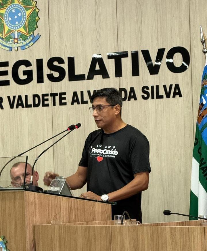 Prefeitura de Pedro Canário, no ES, empossa mais de 70 novos servidores concursados