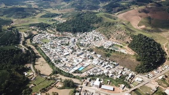 Bandes, Sebrae e Prefeitura de Dores do Rio Preto, no ES, promovem encontro para fortalecer o turismo em Pedra Menina