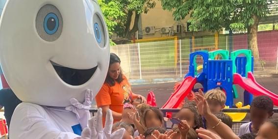 Intensificação de estratégia de vacinação nas escolas segue até final de maio em todo Espírito Santo