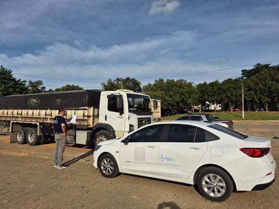 Fiscalização flagra transporte irregular de 385 sacas de café no norte do Espírito Santo Fiscalização flagra transporte irregular de 385 sacas de café no norte do Espírito Santo
