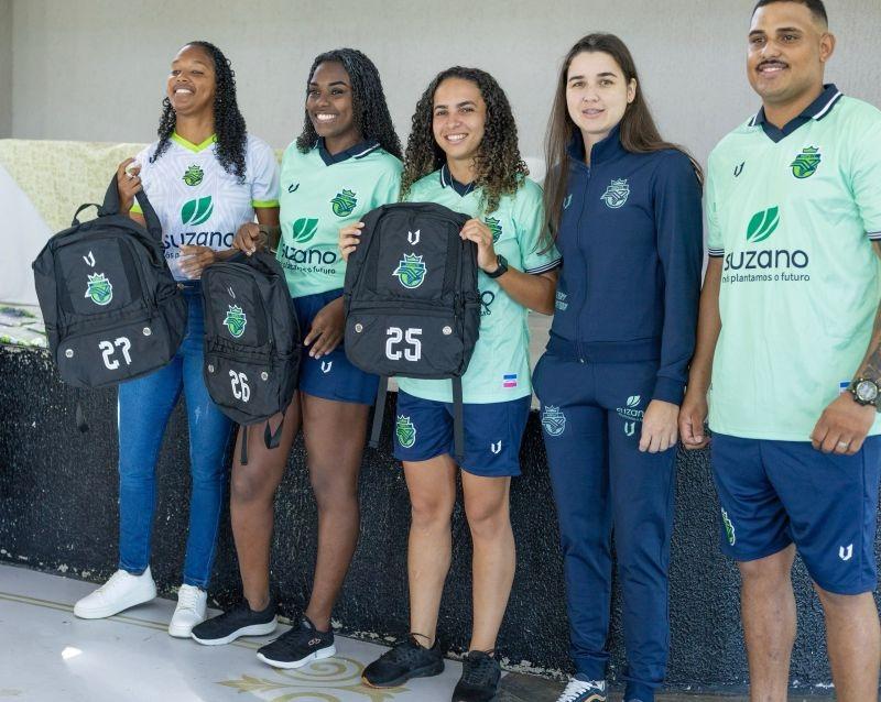 Clube de futebol feminino de São Mateus, no ES, celebra cinco anos de fundação e apoio da Suzano