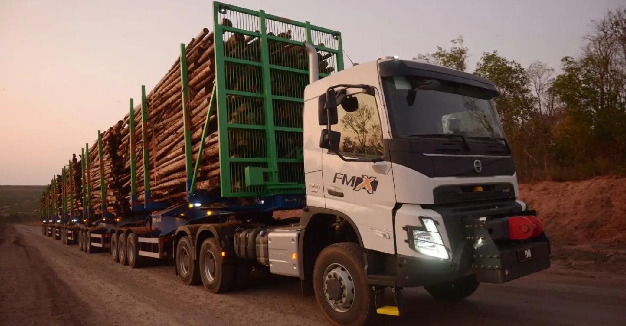 Suzano reduz em 72% os tombamentos de carretas no Espírito Santo em três anos