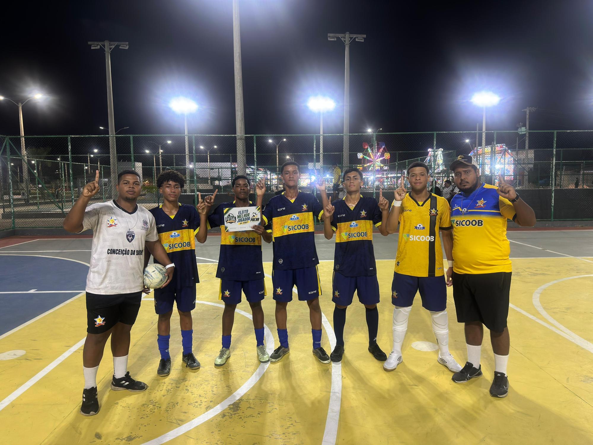 Riquelme marca seis gols e Conceição da Barra estreia com goleada na Taça Regional de Futsal Sub-18