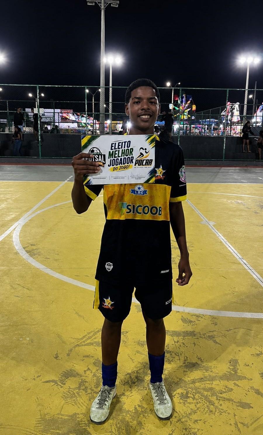 Riquelme marca seis gols e Conceição da Barra estreia com goleada na Taça Regional de Futsal Sub-18