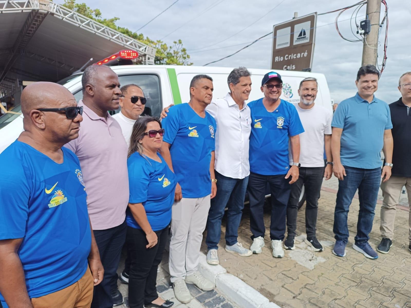 Governador Ricardo Ferraço anuncia investimentos para a saúde durante a 8ª edição da Maior Moqueca do Mundo, neste sábado (6), em Conceição da Barra, ES