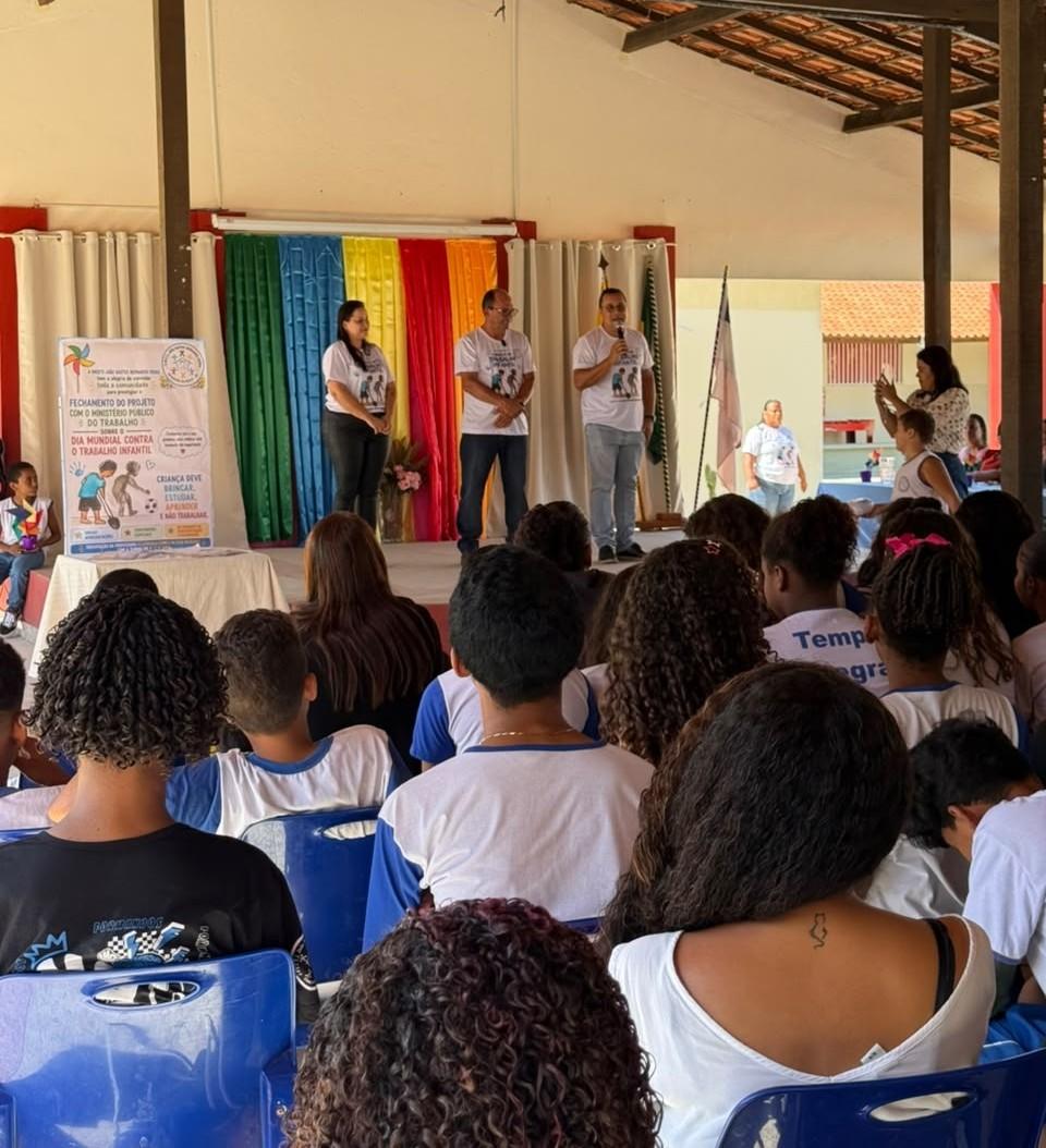 Escola de Conceição da Barra sedia encerramento de projeto contra o trabalho infantil