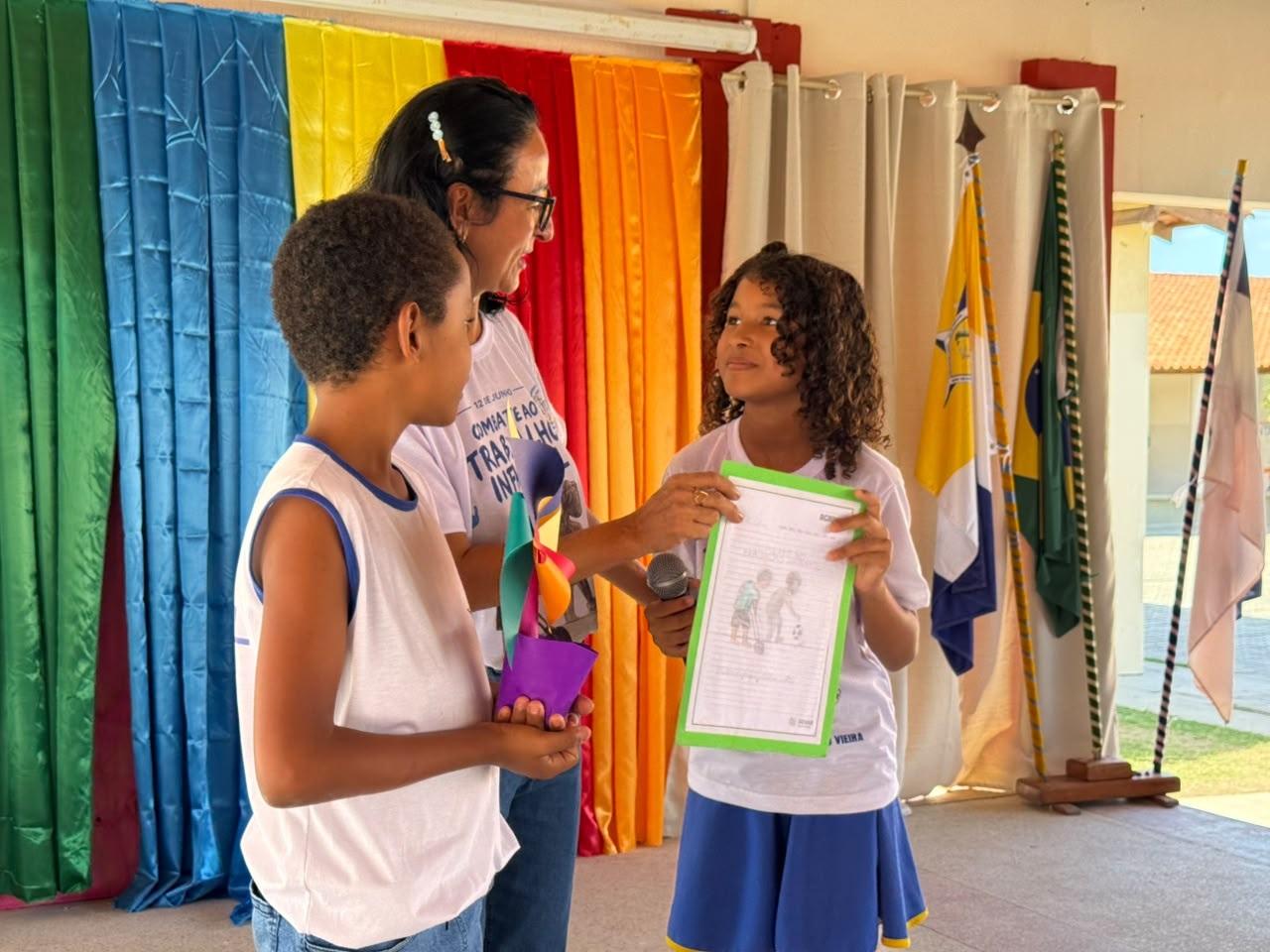 Escola de Conceição da Barra sedia encerramento de projeto contra o trabalho infantil