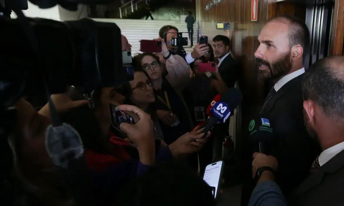 STF condena Eduardo Bolsonaro a inelegibilidade e a 4 anos de prisão