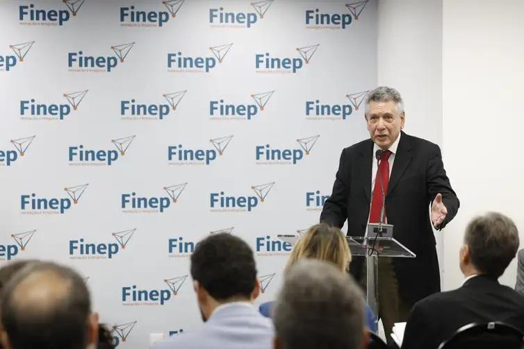 Programa destina R$ 360 milhões a pequenas empresas inovadoras