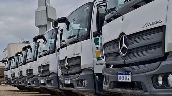 Seag entrega 13 caminhões-pipa para fortalecer atendimento às comunidades rurais em 12 municípios do Espírito Santo
