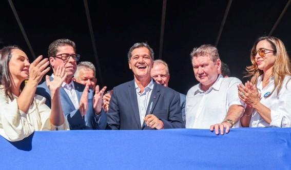 Governador Ricardo Ferraço anuncia quase R$ 50 milhões em investimentos durante comemoração dos 136 anos de Cariacica, no ES