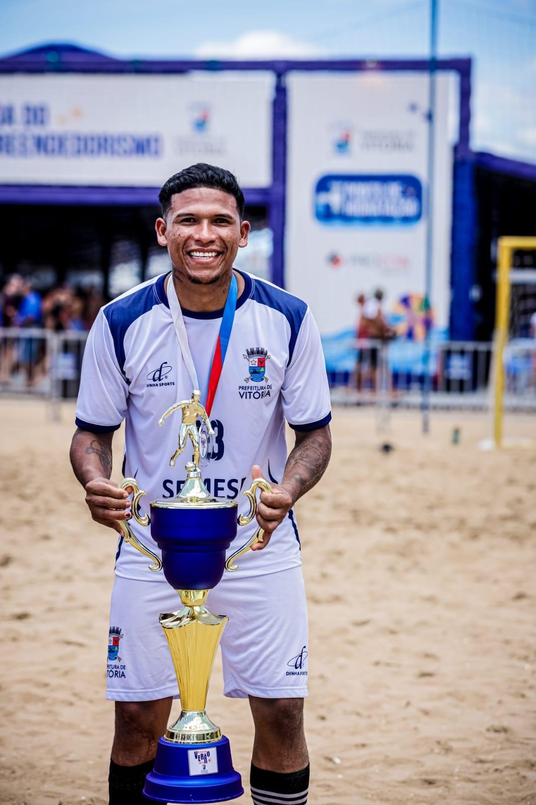 Da comunidade indígena ribeirinha ao beach soccer: a trajetória de 