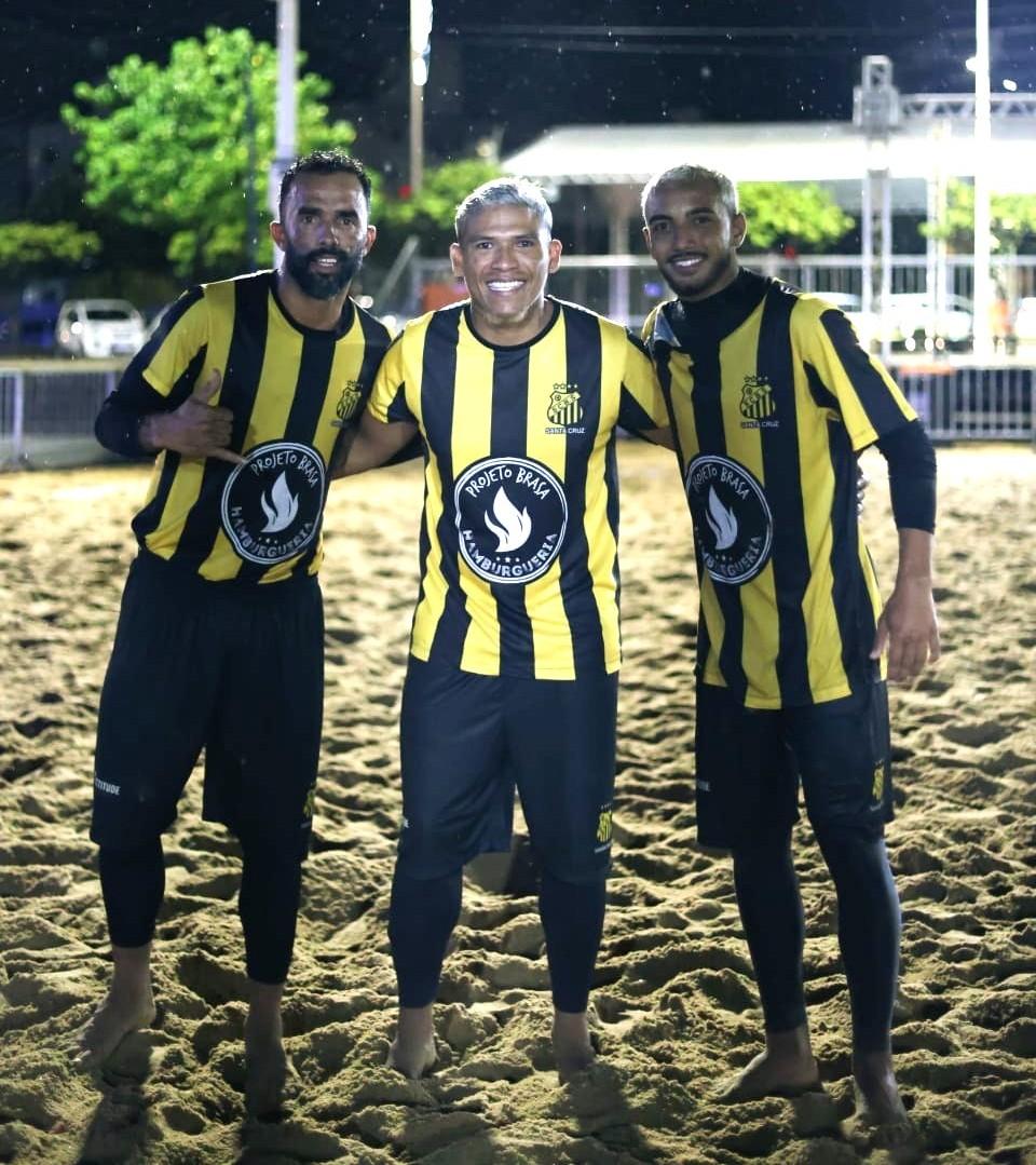 Da comunidade indígena ribeirinha ao beach soccer: a trajetória de 