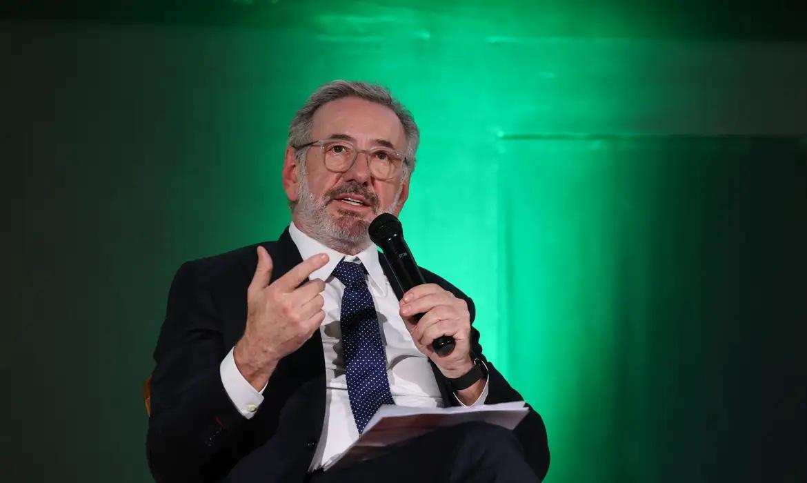 Espírito Santo gera 9,5 mil empregos com carteira assinada em maio