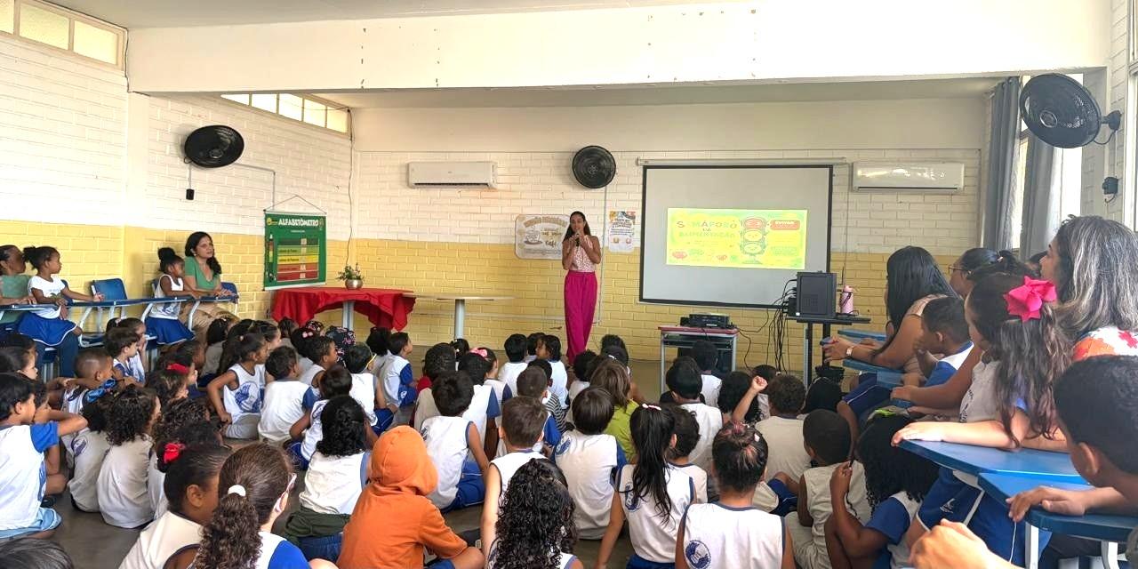 Secretaria de Saúde de Conceição da Barra, no ES, realiza ação de educação alimentar nas escolas em parceria com a Educação