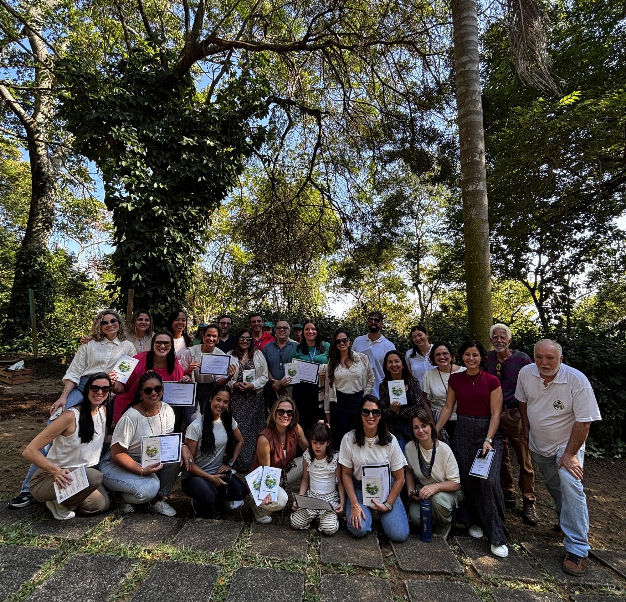 Parque da Fonte Grande recebe mudas de ipê-amarelo em ação de reflorestamento