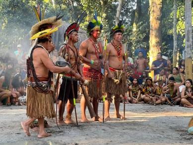 Com apoio da Suzano, indígenas do território Tupinikim e Guarani do Espírito Santo participam de intercâmbio cultural na Bahia