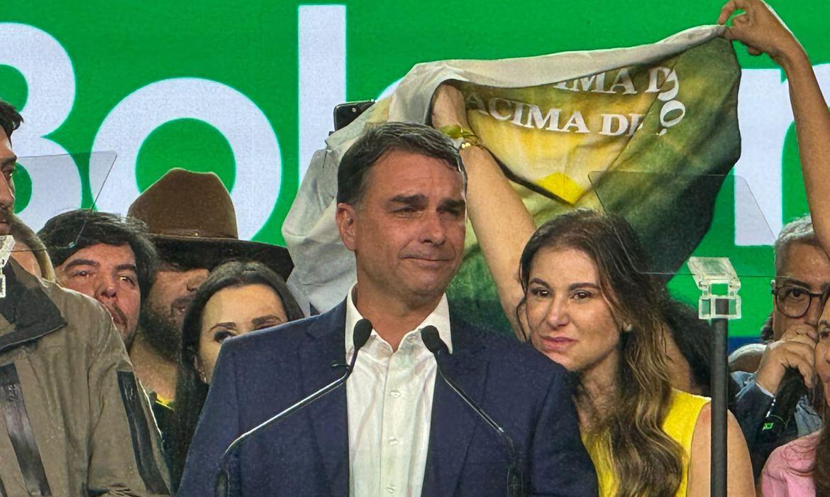 PL lança candidatura de Flávio Bolsonaro à Presidência