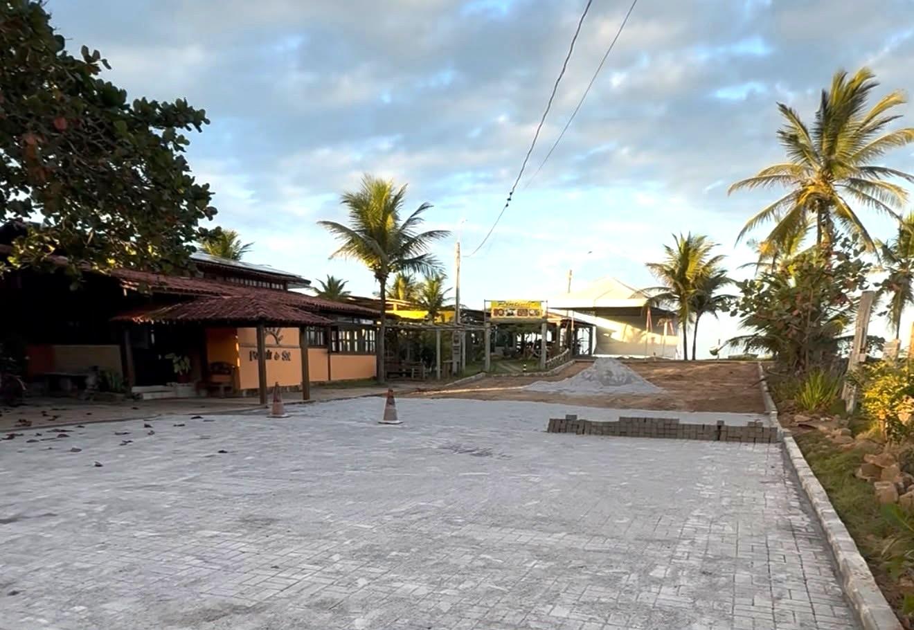 Prefeitura de Conceição da Barra, no ES, avança na pavimentação de ruas com recursos próprios