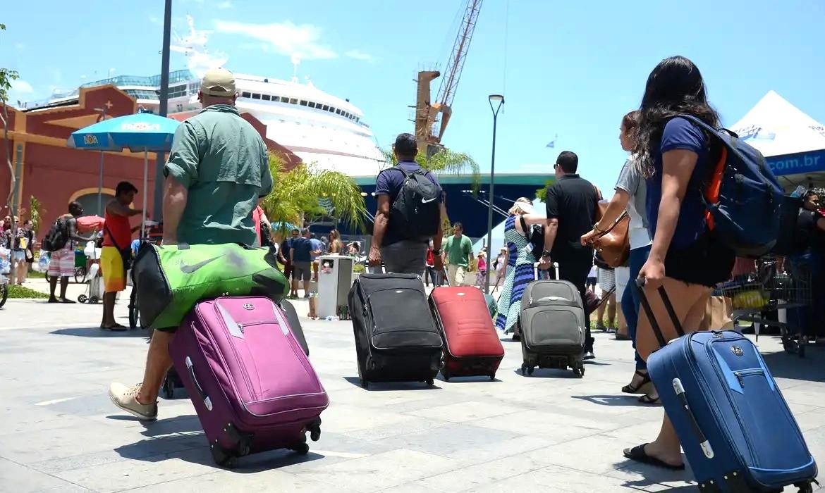 Brasil é quarto país que mais ampliou turismo internacional, diz OCDE