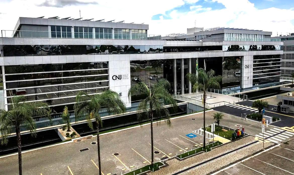 CNJ acaba com aposentadoria compulsória como punição máxima para juiz