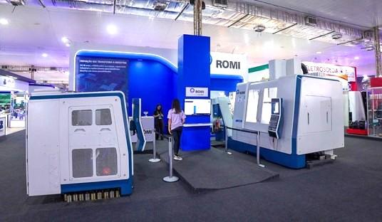 De robôs autônomos a softwares inteligentes: estandes da Mec Show investem em experiências para atrair visitantes