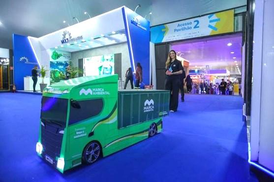 De robôs autônomos a softwares inteligentes: estandes da Mec Show investem em experiências para atrair visitantes