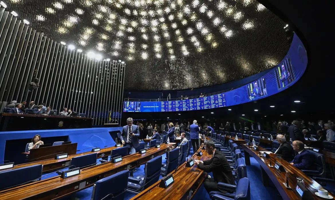 Senado aprova empréstimos de US$ 1,8 bilhão para estados e municípios