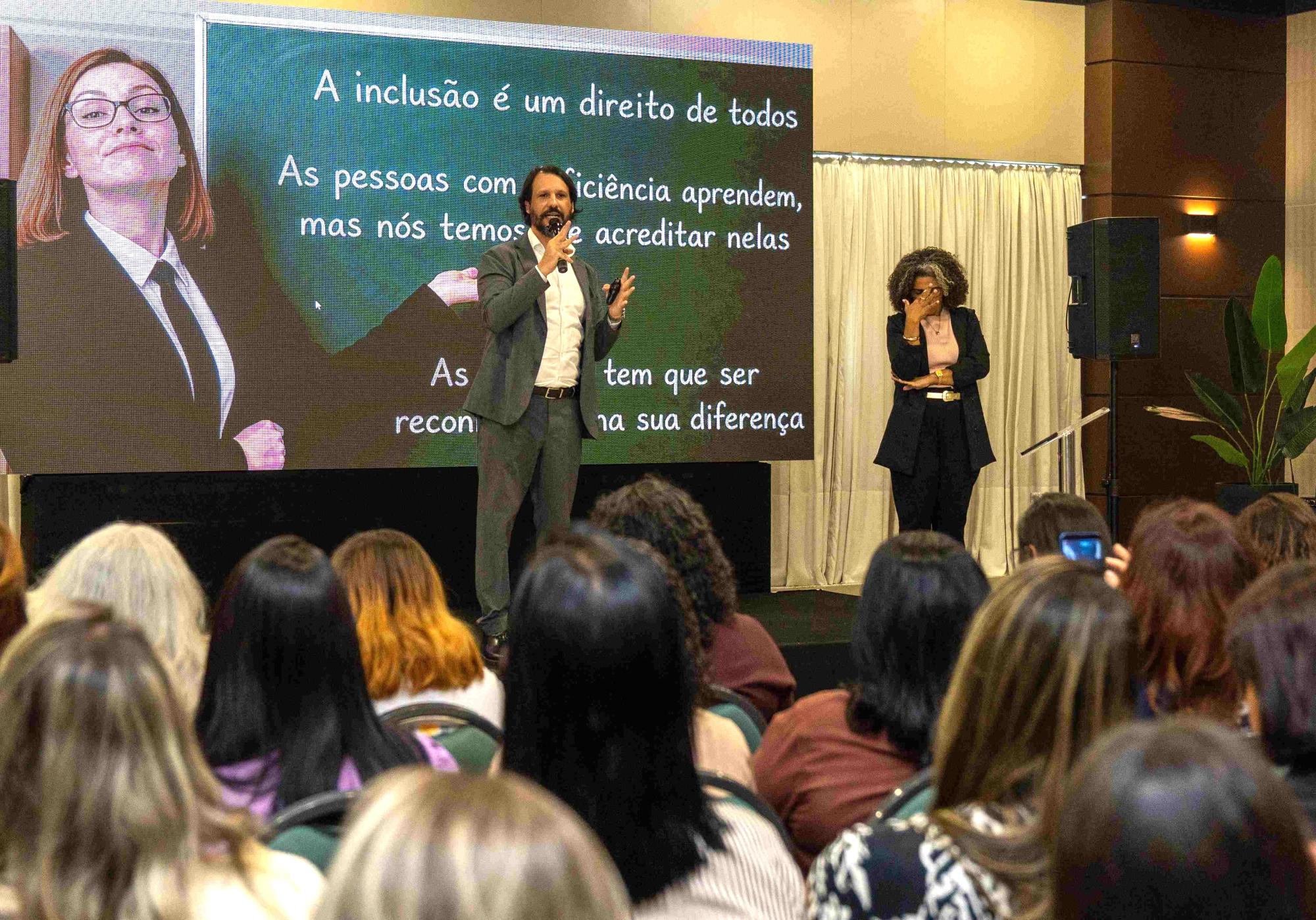 Brasil tem 2,4 milhões de pessoas com autismo. Mas as escolas estão preparadas para ensiná-las?