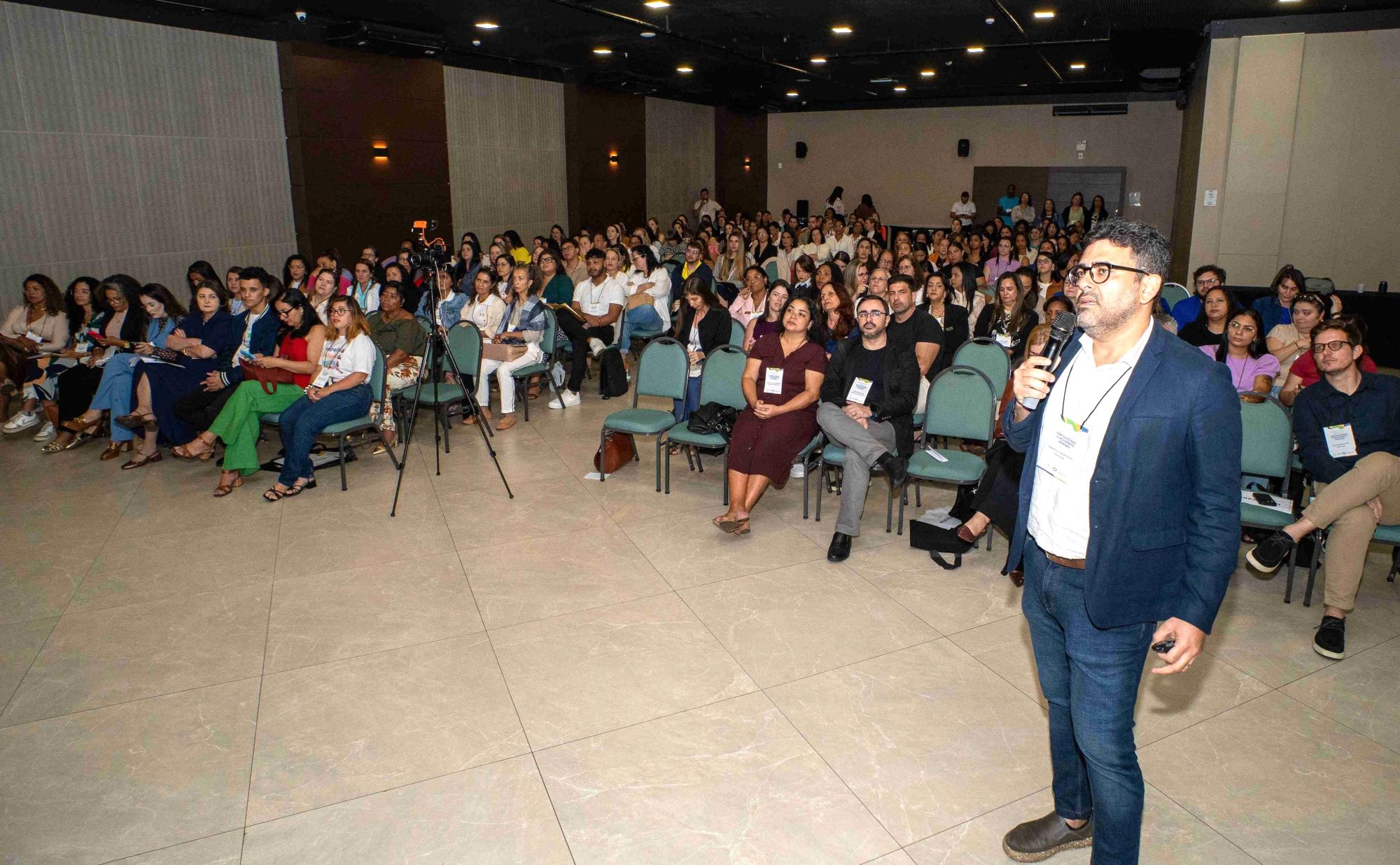 Brasil tem 2,4 milhões de pessoas com autismo. Mas as escolas estão preparadas para ensiná-las?