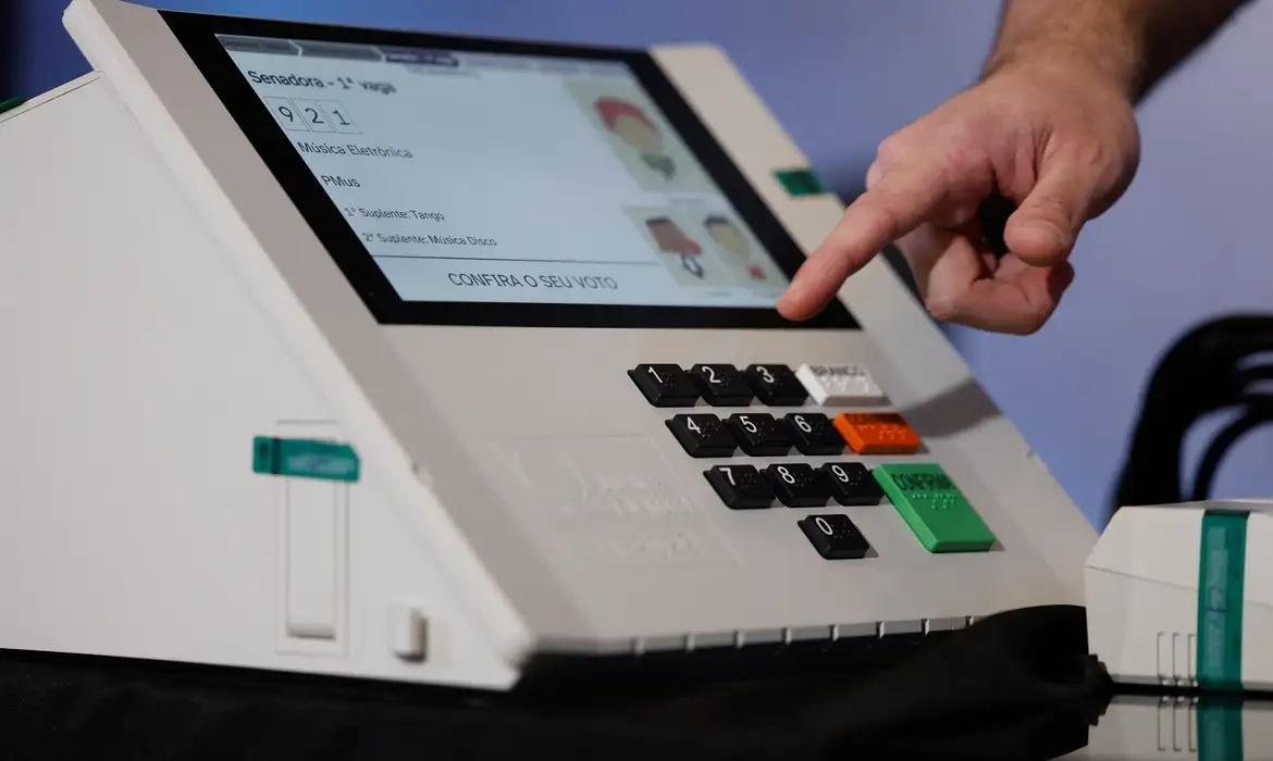 Prazo para registro de candidaturas às eleições termina às 19h deste sábado (15)