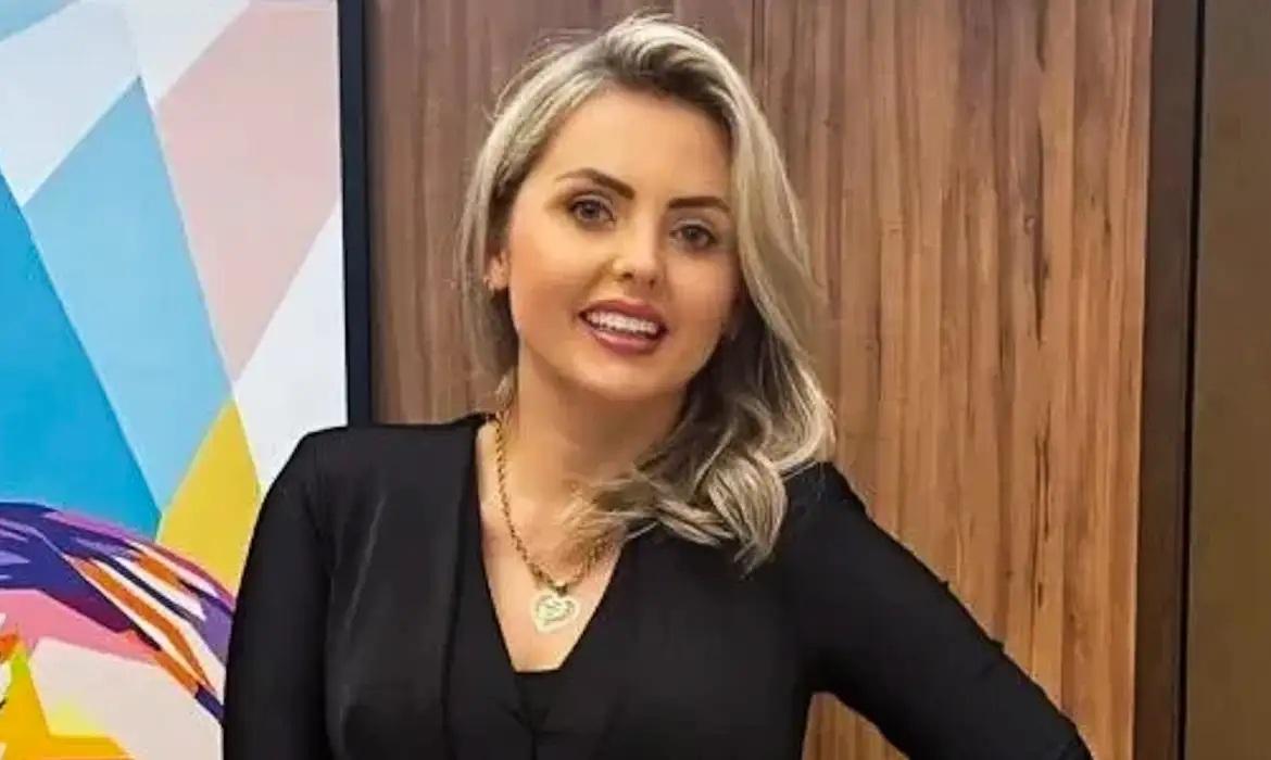 Clariana Barão é a candidata do Democracia Cristã à Presidência