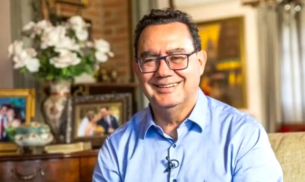 Escritor Augusto Cury estreia em disputas presidenciais pelo Avante
