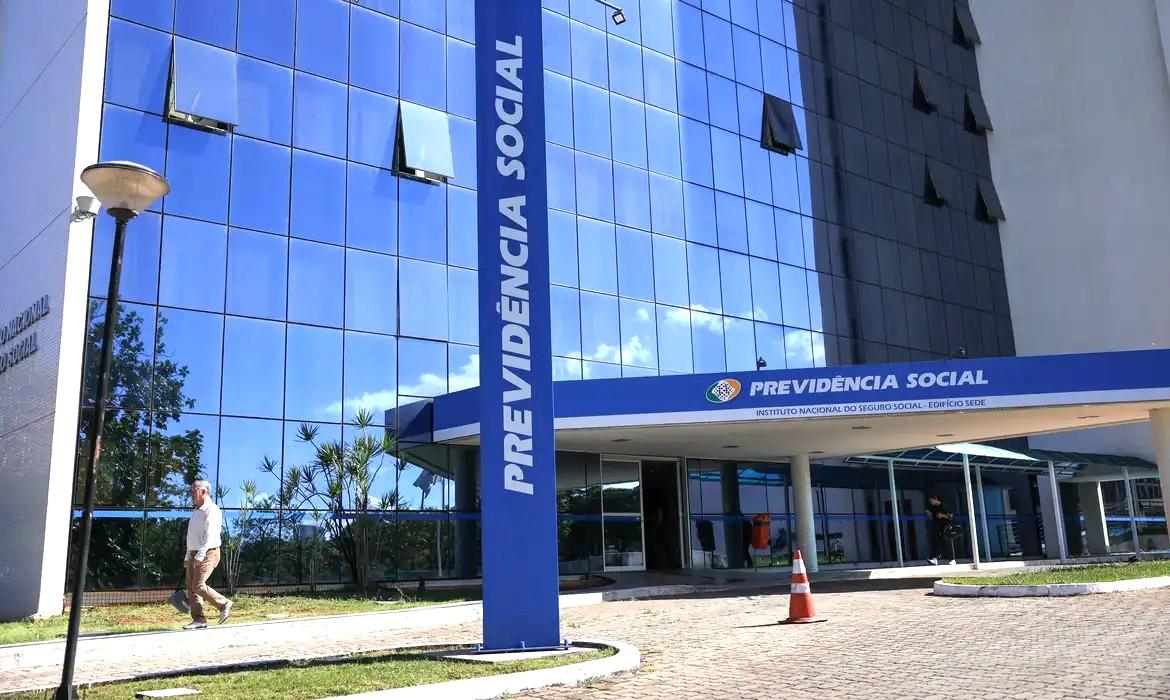 INSS libera consignado sem biometria facial para aposentados