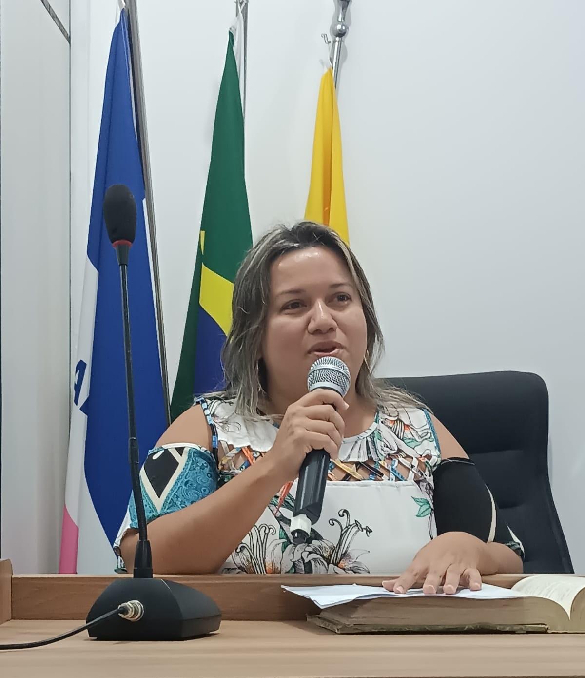 Camila reivindica transformação da Escola do Palhal em Ponto de Informação Turística e Espaço Cultural Quilombola em Conceição da Barra, ES